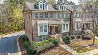 7910 Willoughby Court, Alpharetta, GA 30005