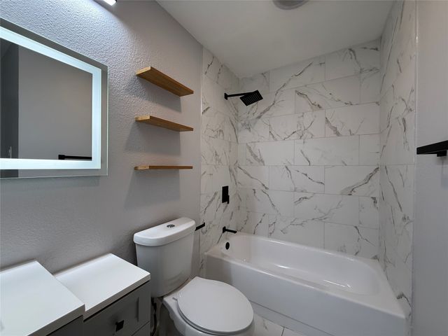 6646 E Lovers Lane 911, Dallas, TX 75214
