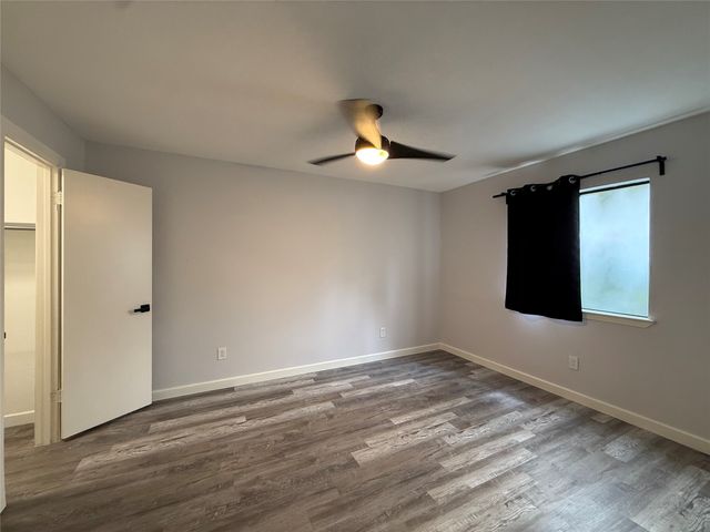 6646 E Lovers Lane 911, Dallas, TX 75214