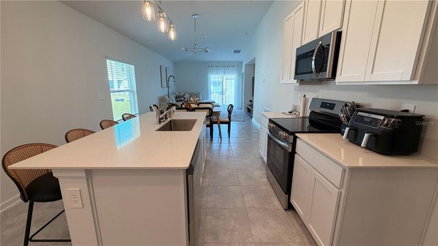 4207 MOUNTAIN LAUREL LANE, Kissimmee, FL 34746