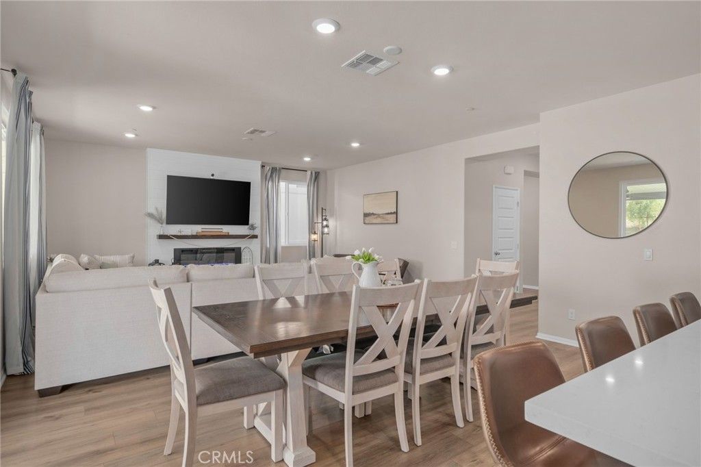 Image 16 of property listing at 11639 Weiskopf Way, Beaumont, CA 92223