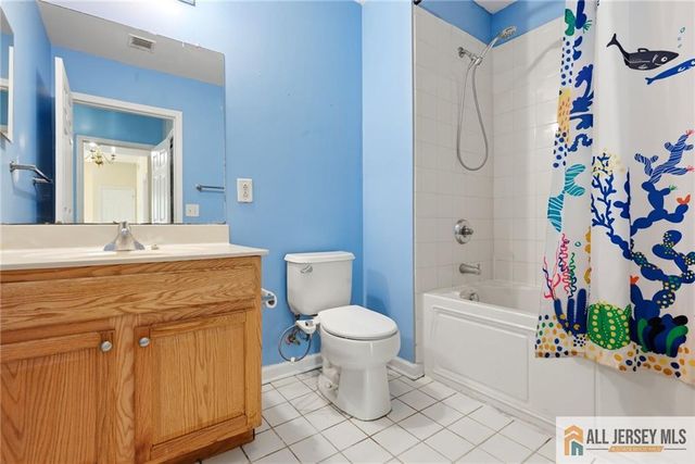 358 Rector Street 302, Perth Amboy, NJ 08861