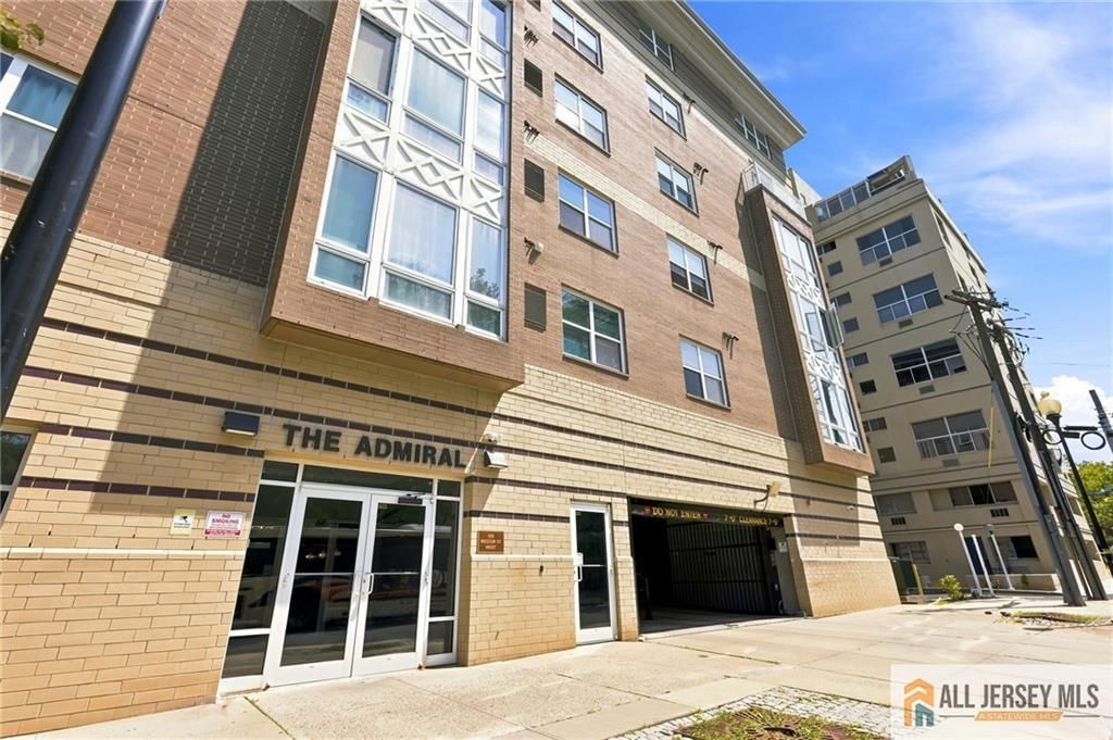 358 Rector Street 302, Perth Amboy, NJ 08861
