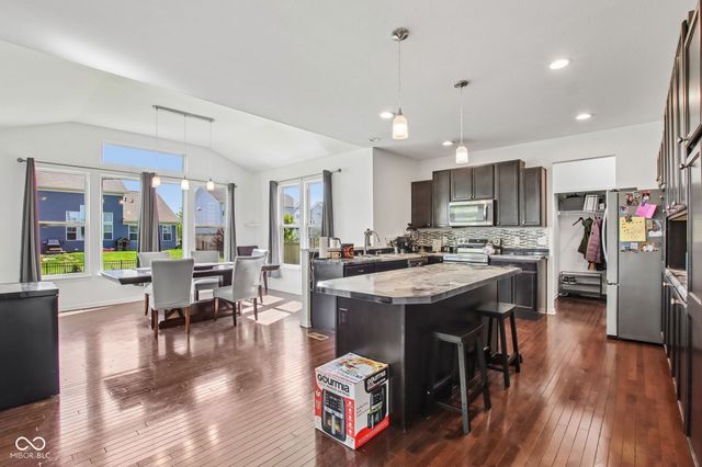 6365 W Riverside Road, Mccordsville, IN 46055