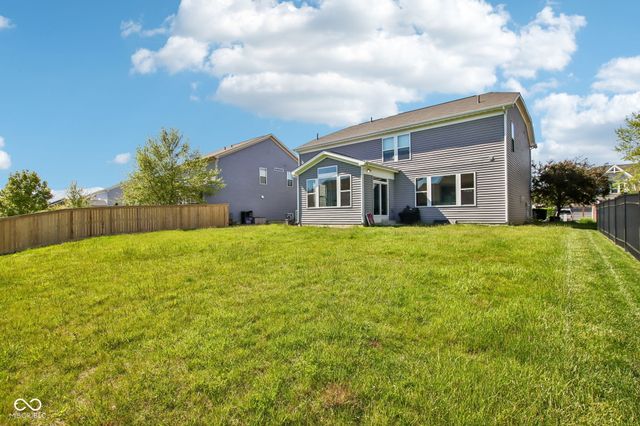 6365 W Riverside Road, Mccordsville, IN 46055