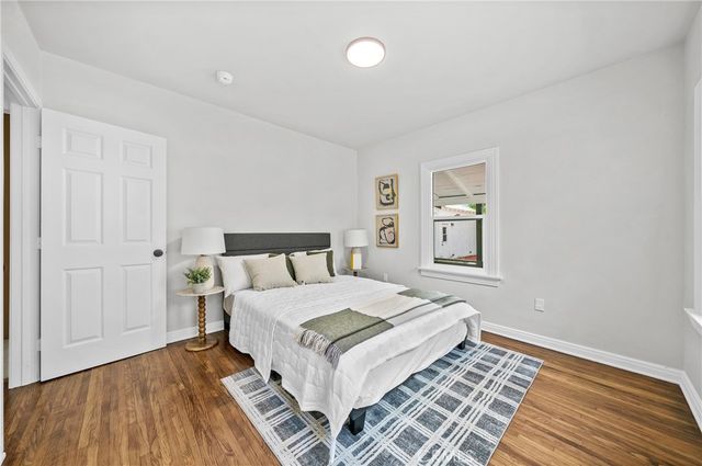 612 King Street, Monrovia, CA 91006