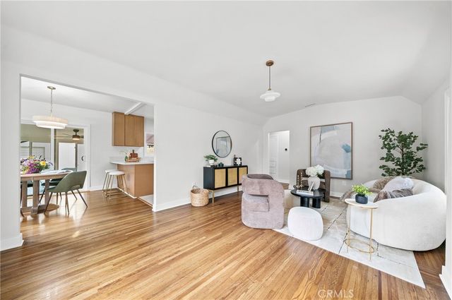 612 King Street, Monrovia, CA 91006