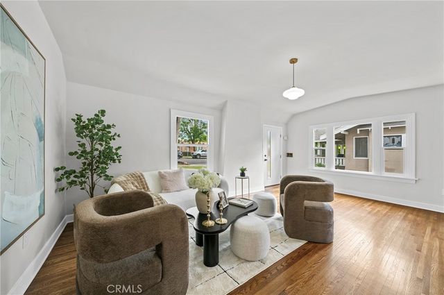 612 King Street, Monrovia, CA 91006