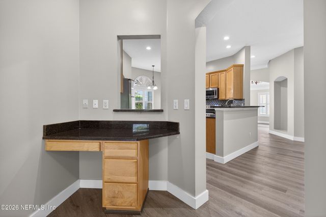 7834 CHASE MEADOWS Drive W, Jacksonville, FL 32256