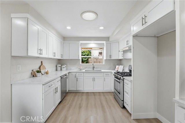 10377 Morning Glory Ave, Fountain Valley, CA 92708