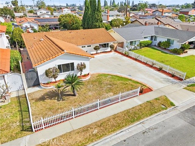 10377 Morning Glory Ave, Fountain Valley, CA 92708