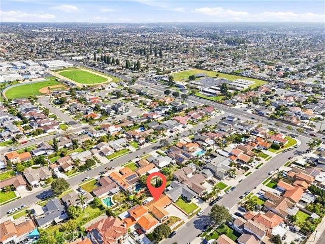 10377 Morning Glory Ave, Fountain Valley, CA 92708