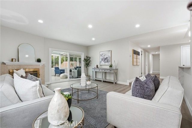 10377 Morning Glory Ave, Fountain Valley, CA 92708