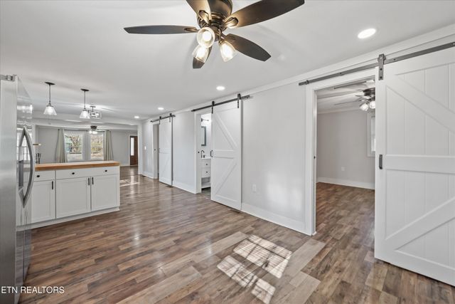 119 Baumgartner Rd, Harriman, TN 37748