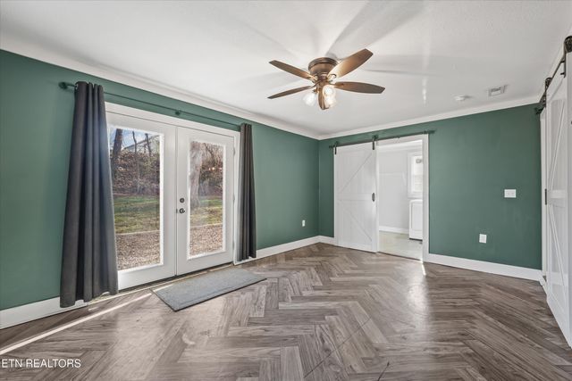 119 Baumgartner Rd, Harriman, TN 37748