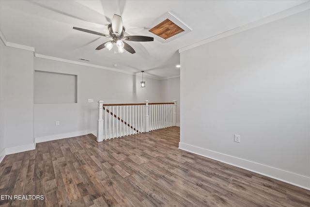 119 Baumgartner Rd, Harriman, TN 37748