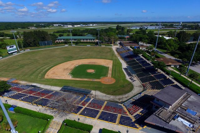 1100 Ponce De Leon Circle 305, Vero Beach, FL 32960