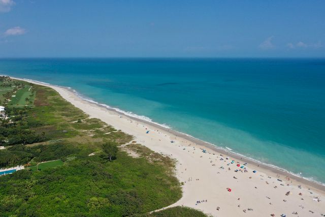 1100 Ponce De Leon Circle 305, Vero Beach, FL 32960