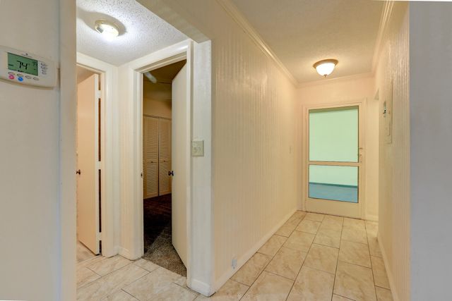 1100 Ponce De Leon Circle 305, Vero Beach, FL 32960