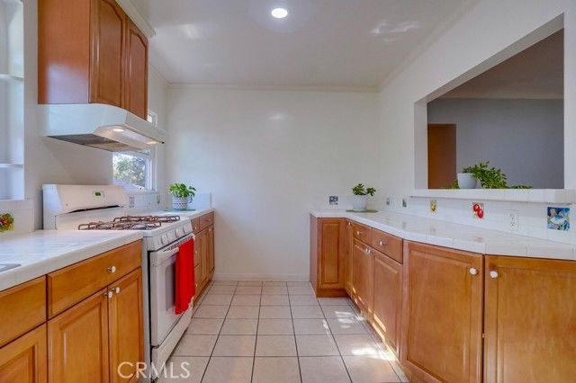 2504 Piedmont Avenue, Montrose, CA 91020