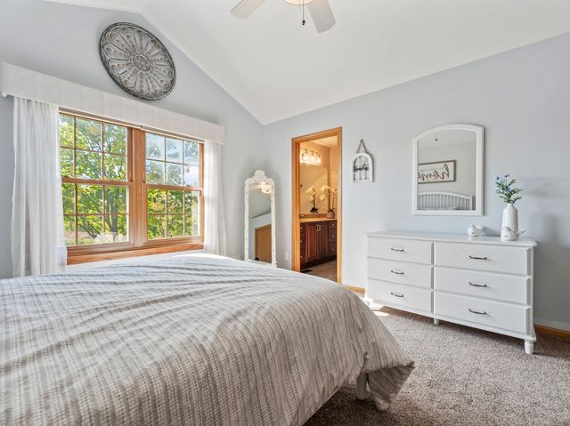 1432 Brahms Court, Bartlett, IL 60103