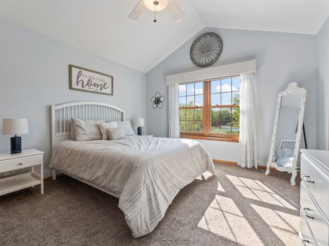 1432 Brahms Court, Bartlett, IL 60103