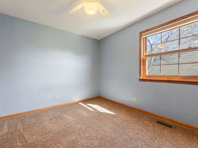 1432 Brahms Court, Bartlett, IL 60103