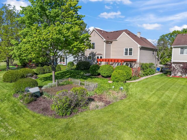 1432 Brahms Court, Bartlett, IL 60103