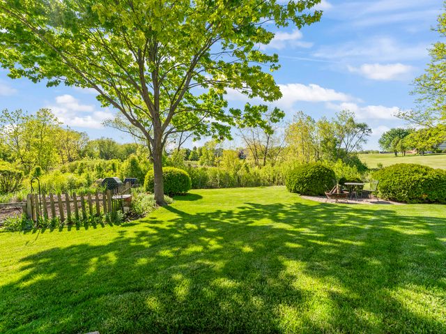 1432 Brahms Court, Bartlett, IL 60103