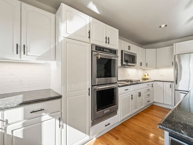1432 Brahms Court, Bartlett, IL 60103