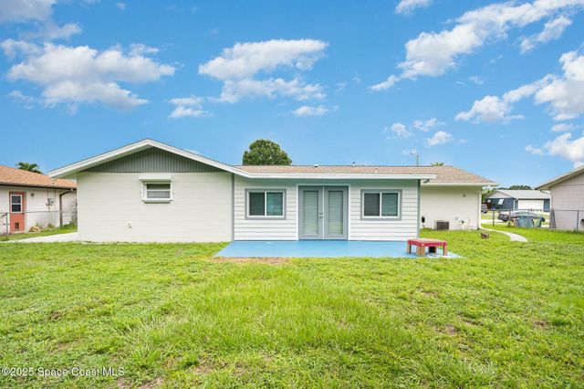 2823 Wright Avenue, Melbourne, FL 32935