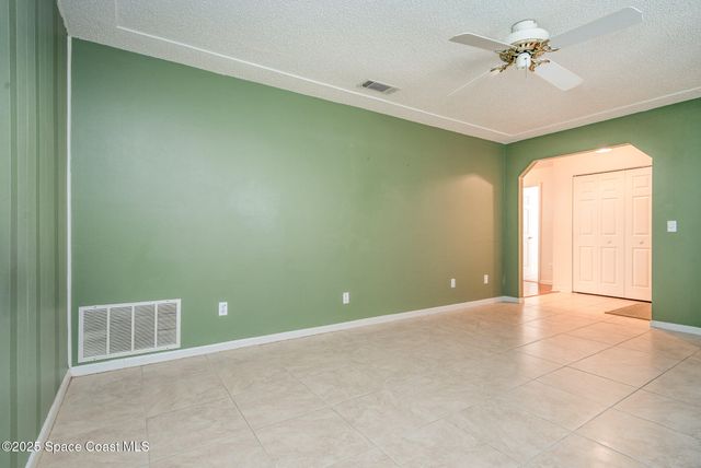 2823 Wright Avenue, Melbourne, FL 32935