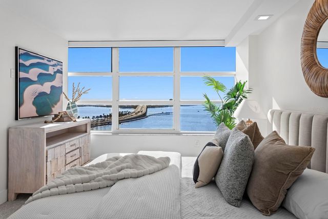 888 BLVD OF THE ARTS 1402, Sarasota, FL 34236