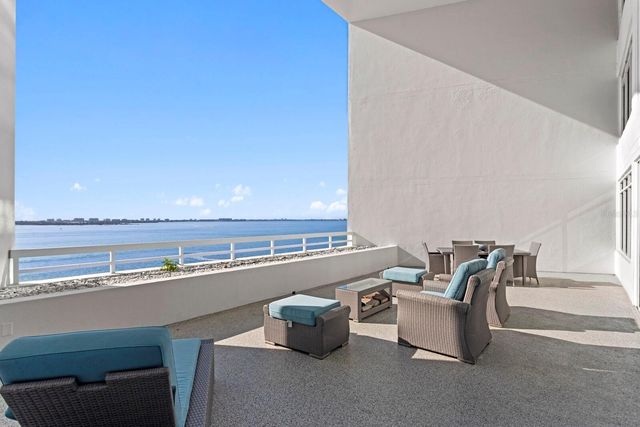 888 BLVD OF THE ARTS 1402, Sarasota, FL 34236