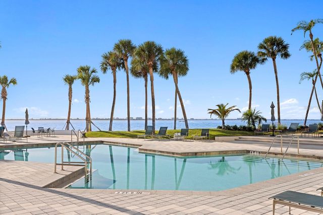 888 BLVD OF THE ARTS 1402, Sarasota, FL 34236