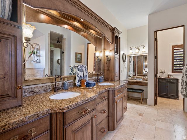 1503 E MEADOW BLUFF LN, Draper, UT 84020