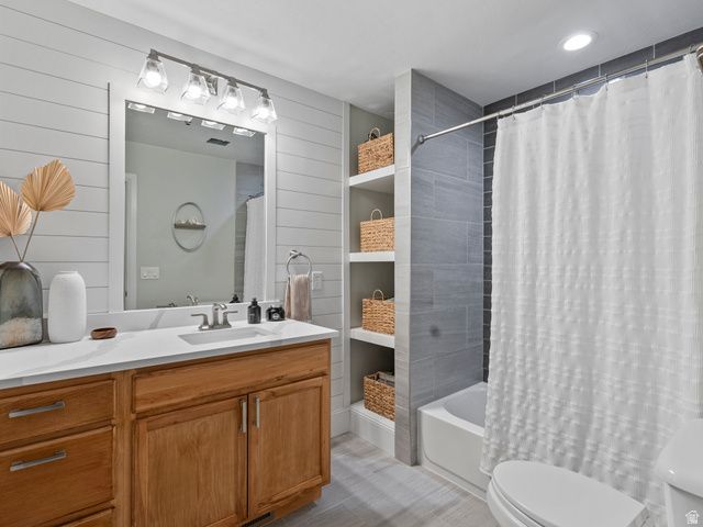 1503 E MEADOW BLUFF LN, Draper, UT 84020