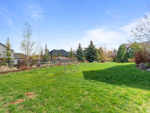 1503 E MEADOW BLUFF LN, Draper, UT 84020