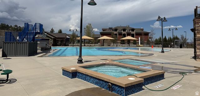 1503 E MEADOW BLUFF LN, Draper, UT 84020