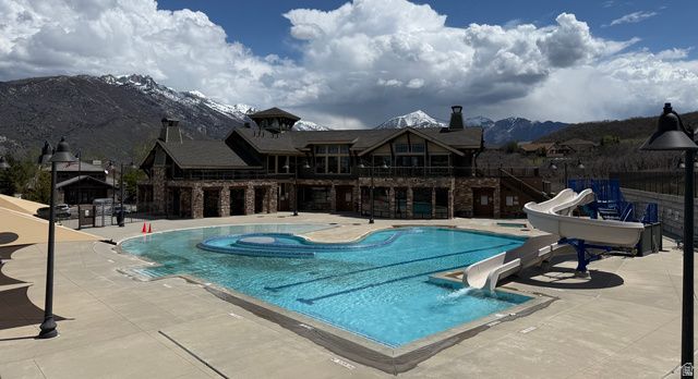 1503 E MEADOW BLUFF LN, Draper, UT 84020