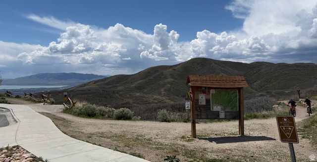 1503 E MEADOW BLUFF LN, Draper, UT 84020
