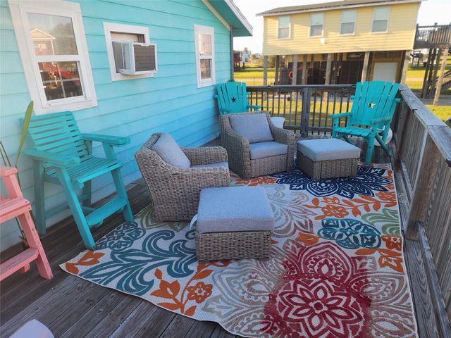 1061 N Sage Road, Port Bolivar, TX 77650