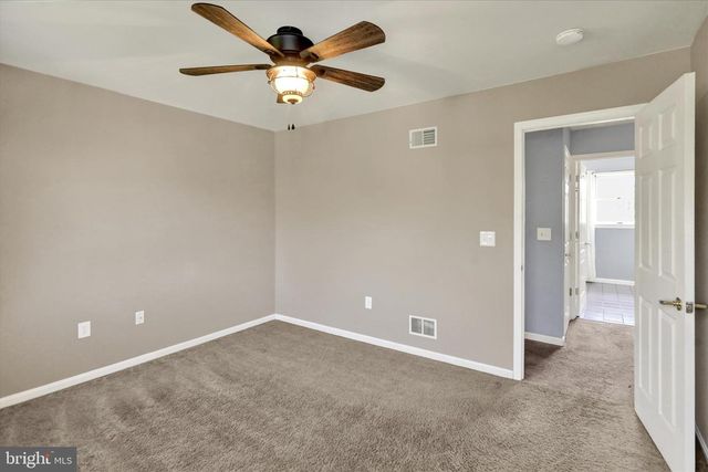 28 GINNA B DR, Robesonia, PA 19551