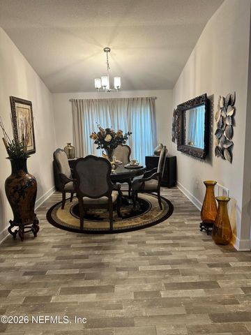 8551 HELMSLEY Boulevard, Jacksonville, FL 32219