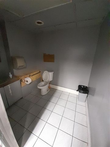 12121 Gratiot Avenue, Detroit, MI 48205