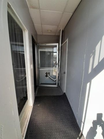 12121 Gratiot Avenue, Detroit, MI 48205