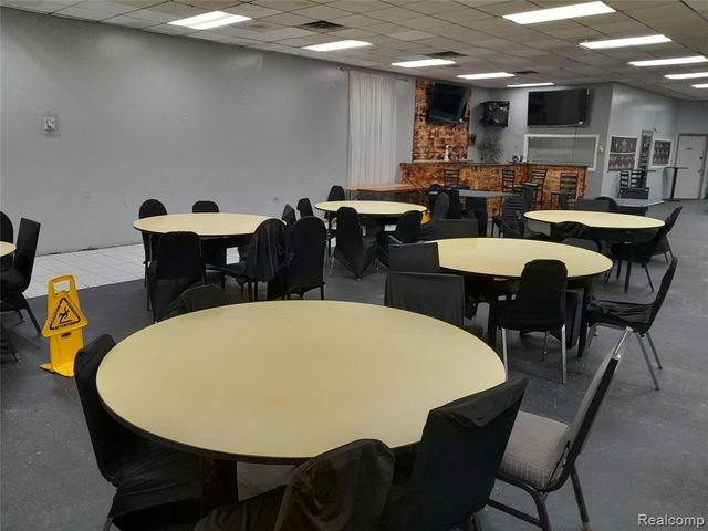 12121 Gratiot Avenue, Detroit, MI 48205