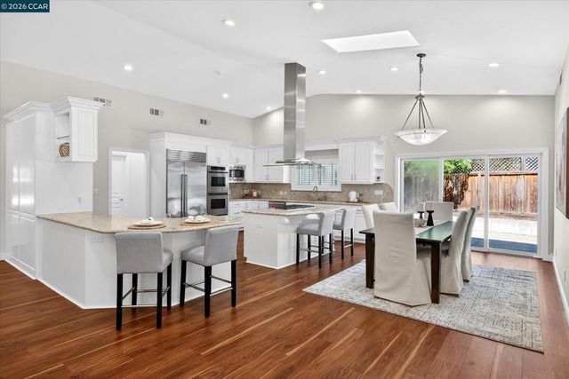 1283 Rudgear Rd, Walnut Creek, CA 94596
