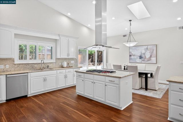 1283 Rudgear Rd, Walnut Creek, CA 94596