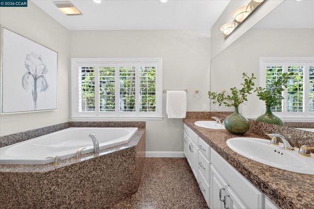 1283 Rudgear Rd, Walnut Creek, CA 94596